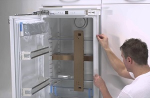 Установка встраиваемого холодильника в Данилове